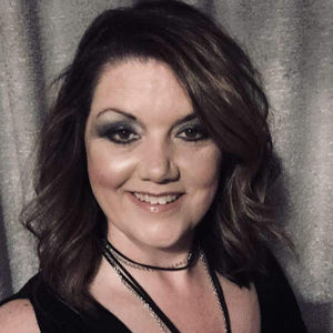 Meet your Posher, Jennie